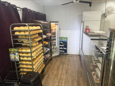 successful-family-bakery-retail-wholesale-redcliffe-qld-2