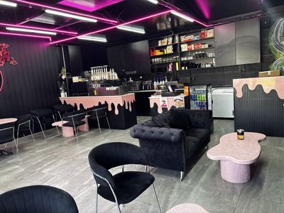 acai-and-ice-cream-shop-and-coffee-and-dessert-shop-guildford-5