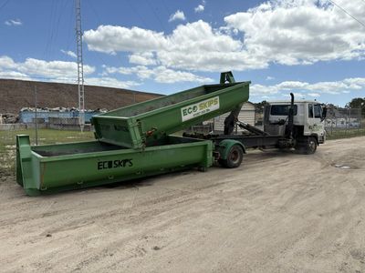 skip-bin-hire-business-whitsundays-region-qld-2