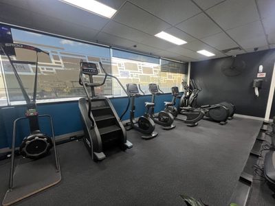 under-offer-modern-24-7-fitness-centre-hawthorn-vic-5