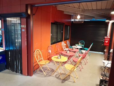 busy-lakeside-cafe-in-a-tourist-location-ararat-victoria-7