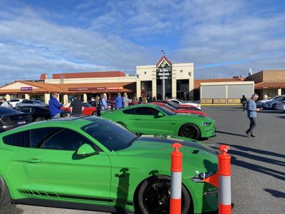 busy-cafe-in-shopping-centre-goolwa-sa-6