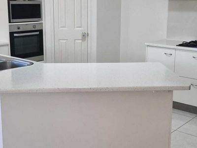 kitchen-and-bathroom-refurbishment-resurfacing-bundaberg-qld-2