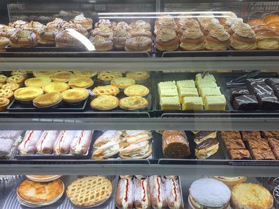 bakery-live-and-work-in-paradise-on-norfolk-island-1