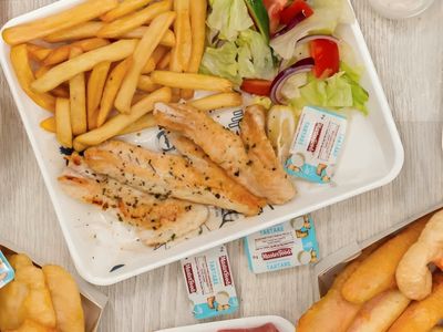 busy-fresh-seafood-fish-and-chips-takeaway-greater-sydney-nsw-0