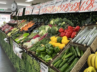 busy-fruit-and-vegetable-store-toukley-nsw-9