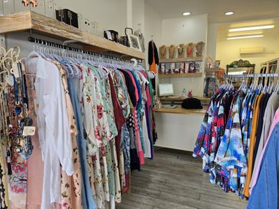retail-ladies-clothing-jewellery-and-gifts-woody-point-brisbane-qld-2