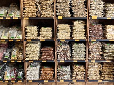 busy-fruit-and-vegetable-store-toukley-nsw-3