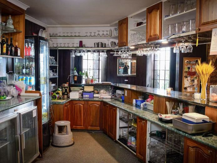 charming-family-restaurant-for-sale-central-coast-nsw-5