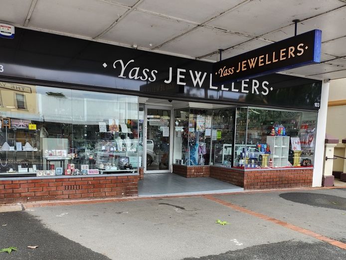 retail-jewellery-watches-and-giftware-yass-nsw-0