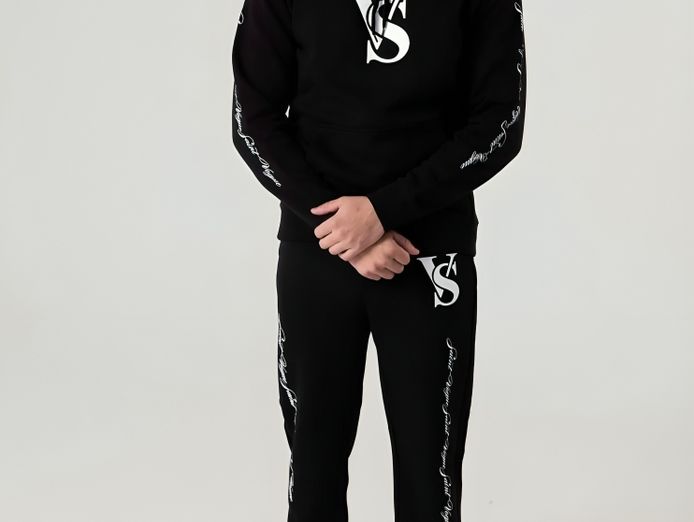 online-clothing-fashion-brand-saint-vogue-national-opportunity-4