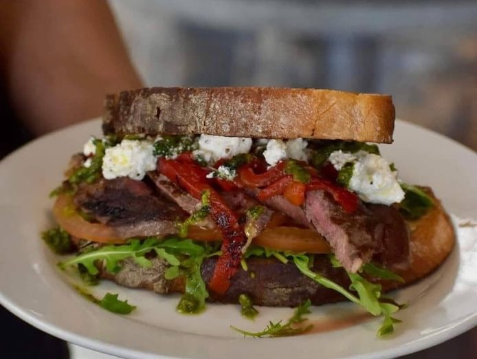 fully-licensed-cafe-in-prime-margaret-river-tourist-location-6