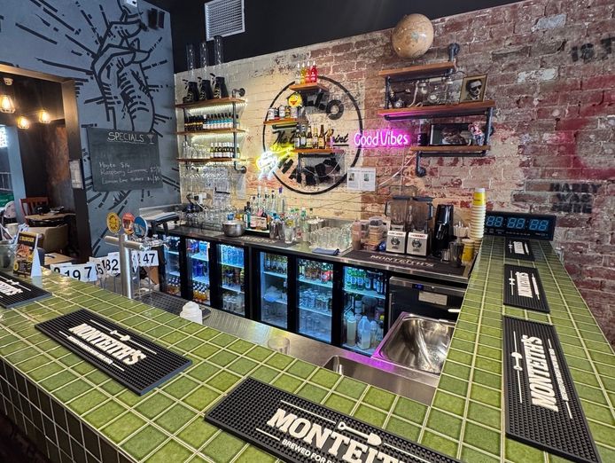 hello-harry-burger-joint-st-kilda-vic-3