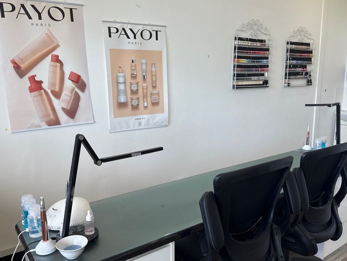 well-established-nail-and-beauty-salon-macksville-nsw-5
