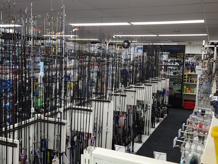award-winning-tackle-store-prime-location-sandgate-qld-2