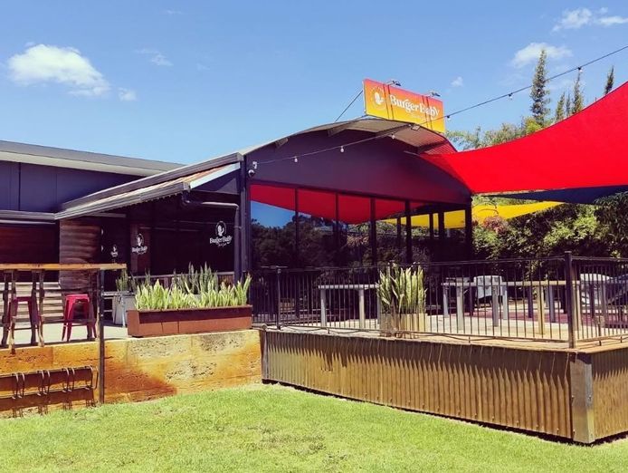 under-offer-licensed-bar-with-dine-in-and-takeaway-margaret-river-wa-3