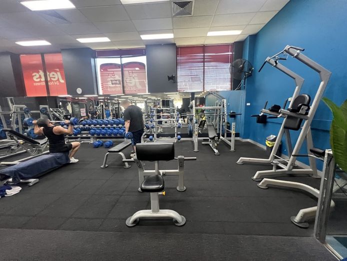 under-offer-modern-24-7-fitness-centre-hawthorn-vic-2