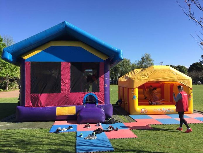 jumping-castle-hire-business-brighton-east-vic-7