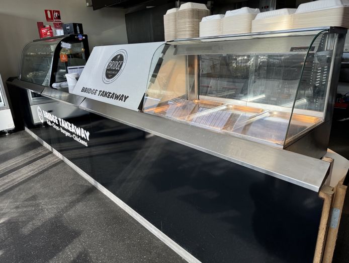 busy-takeaway-shop-murray-bridge-sa-9