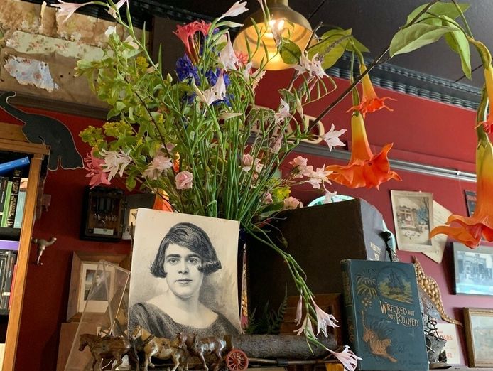 freehold-bookshop-with-accommodation-cafe-potential-ballarat-vic-2