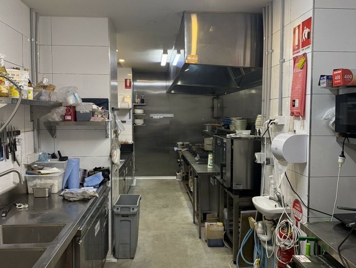 fully-fitted-equipped-cbd-restaurant-melbourne-vic-7