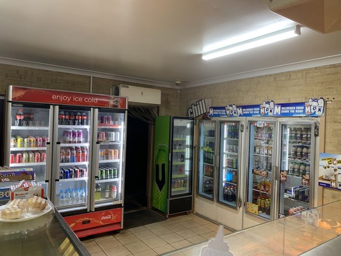 busy-lunch-bar-takeaway-henderson-wa-1