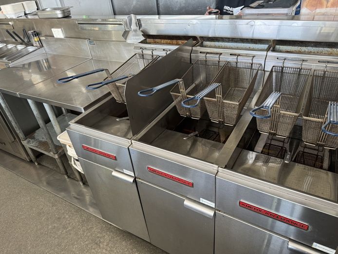 busy-takeaway-shop-murray-bridge-sa-6