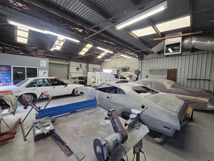 automotive-crash-repair-and-restoration-adelaide-sa-1