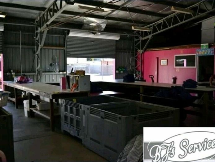 under-offer-commercial-laundry-and-cleaning-services-middlemount-qld-7