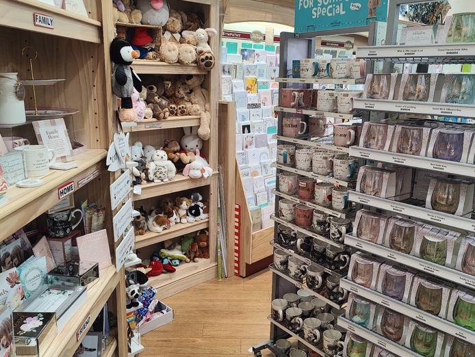 retail-cards-and-gift-store-hornsby-nsw-4