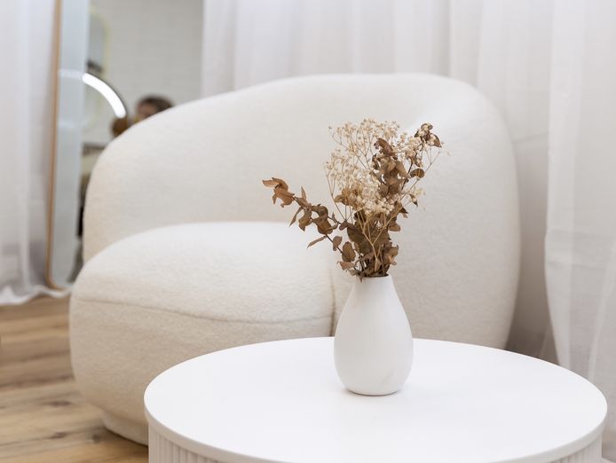 beauty-salon-fully-equipped-and-ready-for-you-caroline-springs-vic-2