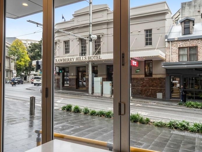 busy-corner-food-takeaway-surry-hills-nsw-1