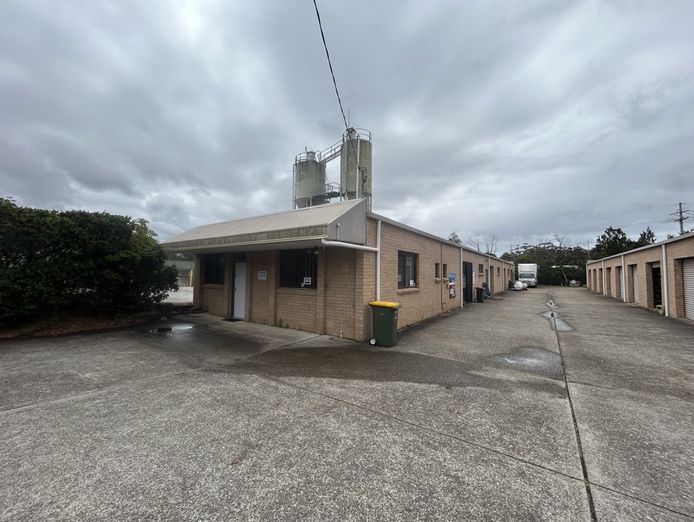 marine-wholesale-chandlery-business-sussex-inlet-nsw-6