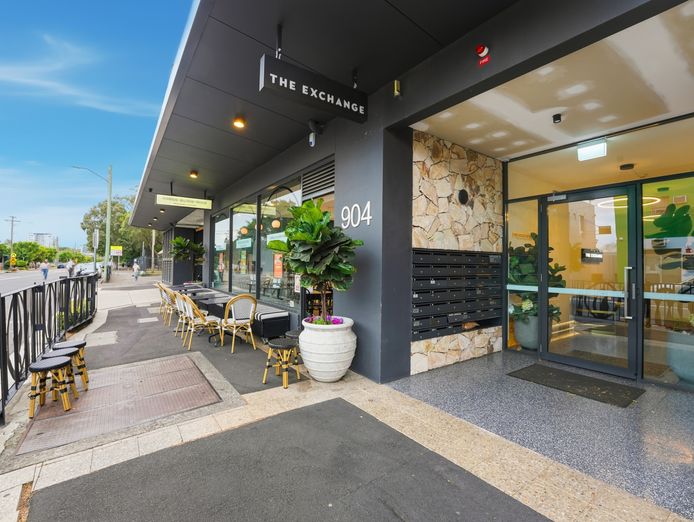 sophisticated-deli-cafe-close-to-sydney-airport-sydney-nsw-7