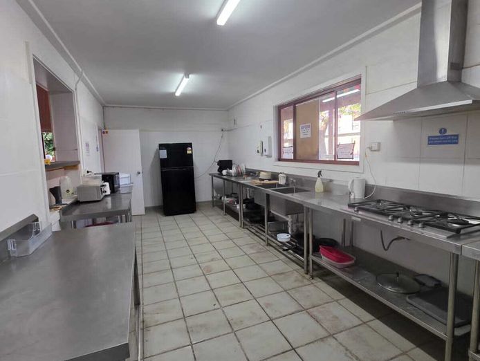 motivated-vendor-established-24-room-leasehold-motel-wentworth-nsw-8