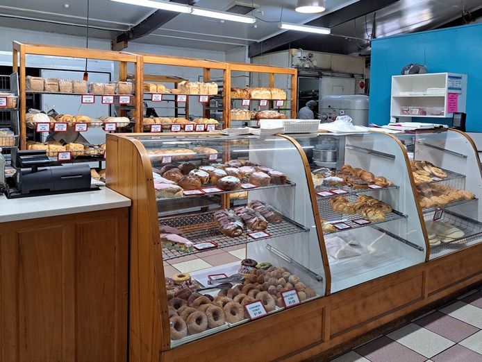 high-turnover-island-bakery-burnt-pine-norfolk-island-1