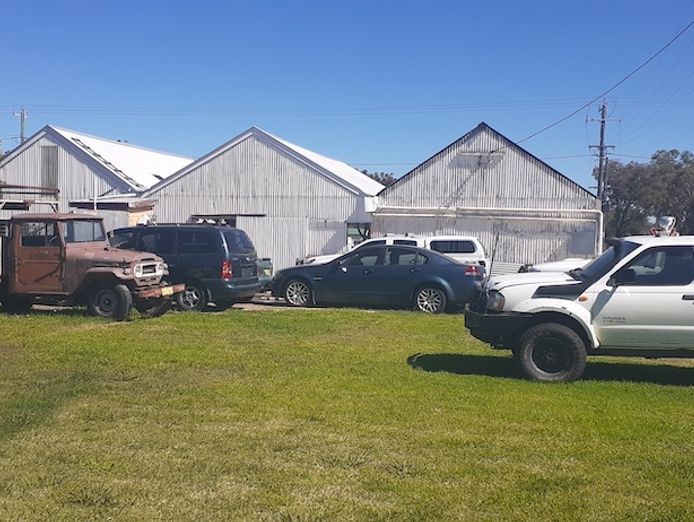 freehold-automotive-workshop-and-tyre-shop-bundarra-nsw-5