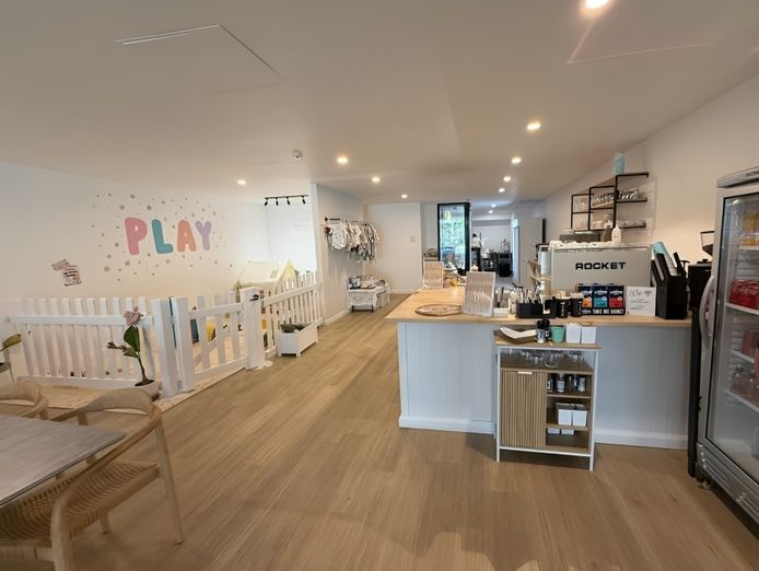 spacious-cafe-in-busy-coastal-suburb-bateau-bay-nsw-1