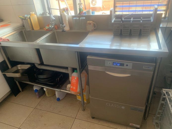 busy-cafe-and-catering-business-dampier-wa-5