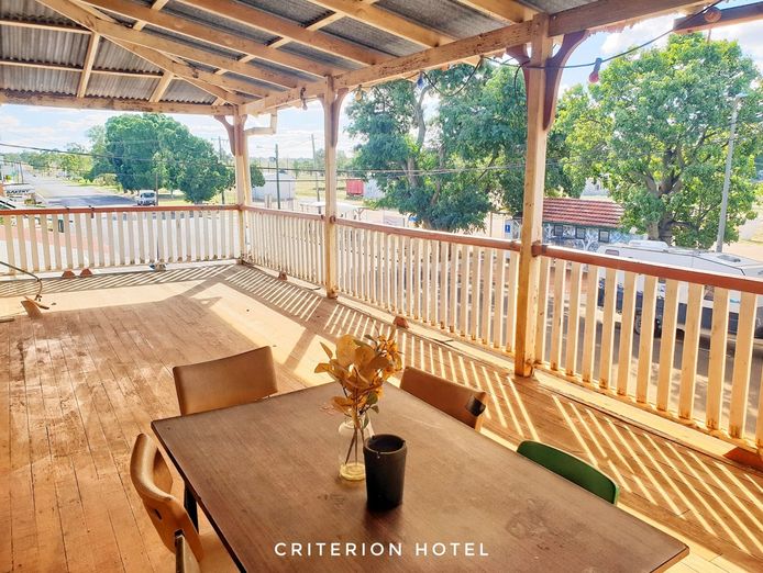 freehold-country-hotel-motel-with-residence-alpha-qld-8