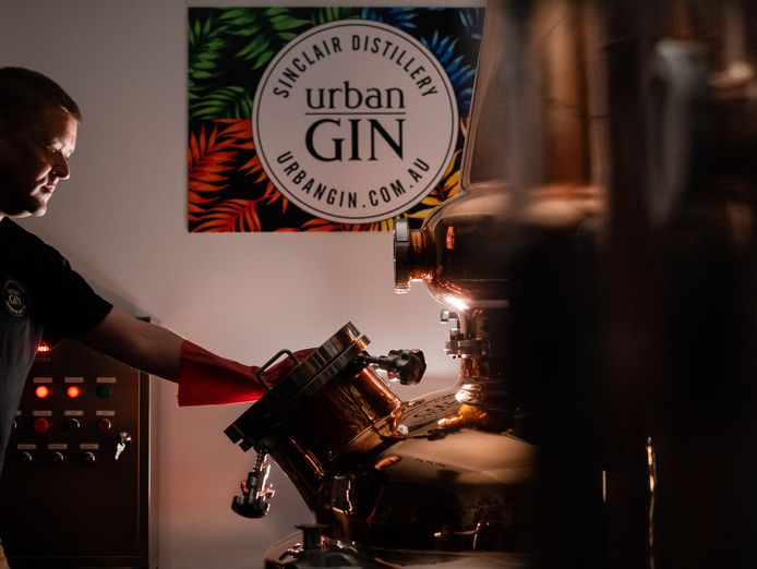 independent-urban-distillery-can-be-relocated-and-operated-anywhere-in-austral-2