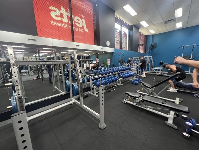 under-offer-modern-24-7-fitness-centre-hawthorn-vic-8