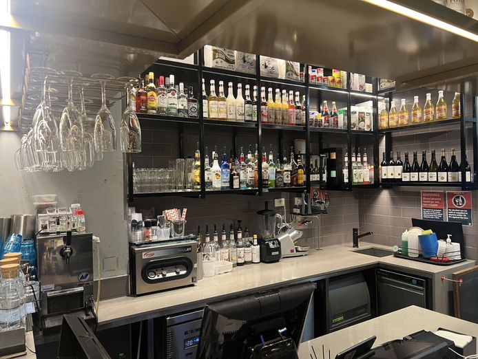 fully-licensed-thai-restaurant-glenmore-park-nsw-8