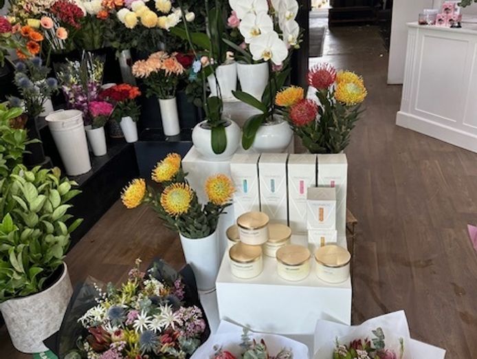 under-offer-prominent-florist-and-gift-shop-caringbah-nsw-4