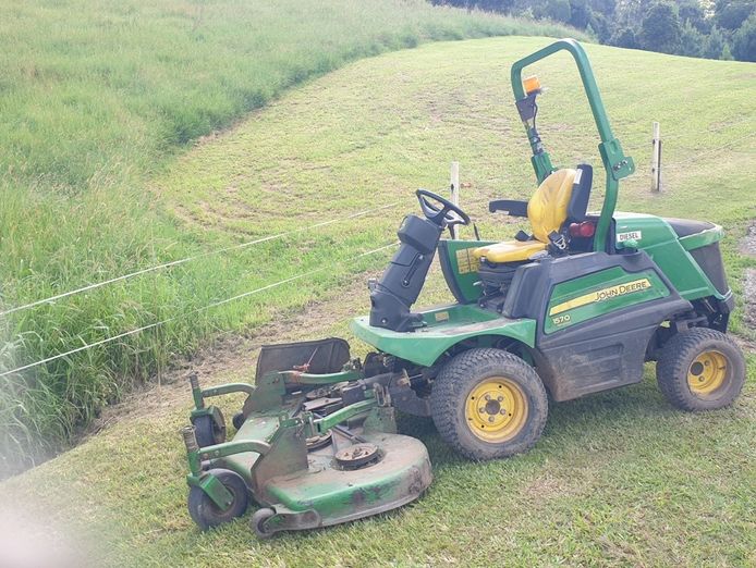 consistent-acreage-mowing-business-sunshine-coast-qld-0