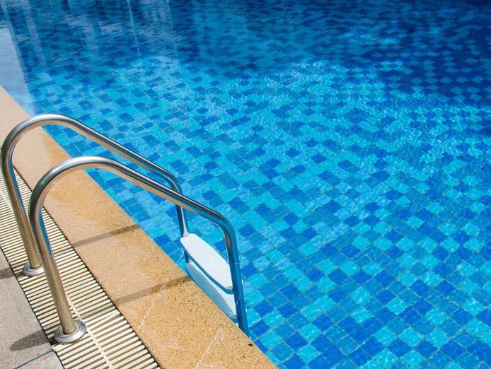 swimming-pool-maintenance-and-repairs-sydney-nsw-0