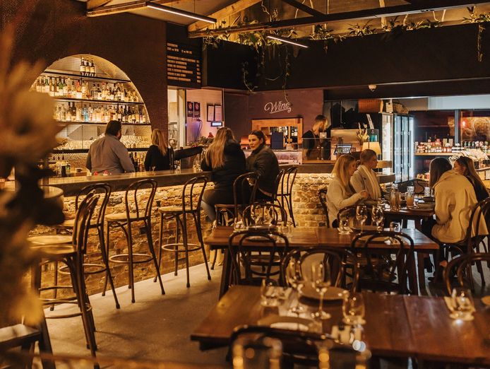 restaurant-bar-lease-takeover-clare-sa-1