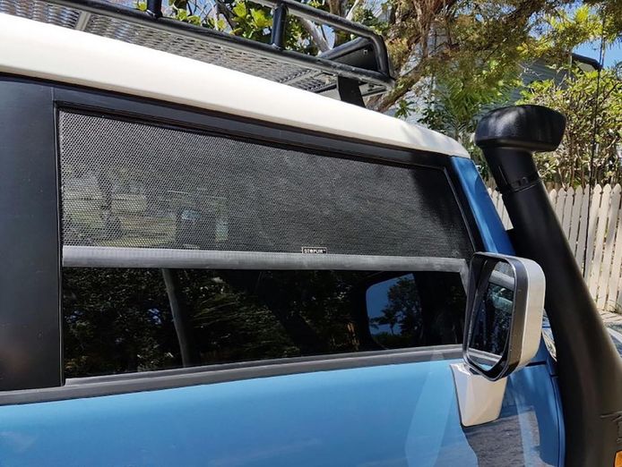 stopum-vehicle-sun-shade-screens-business-4