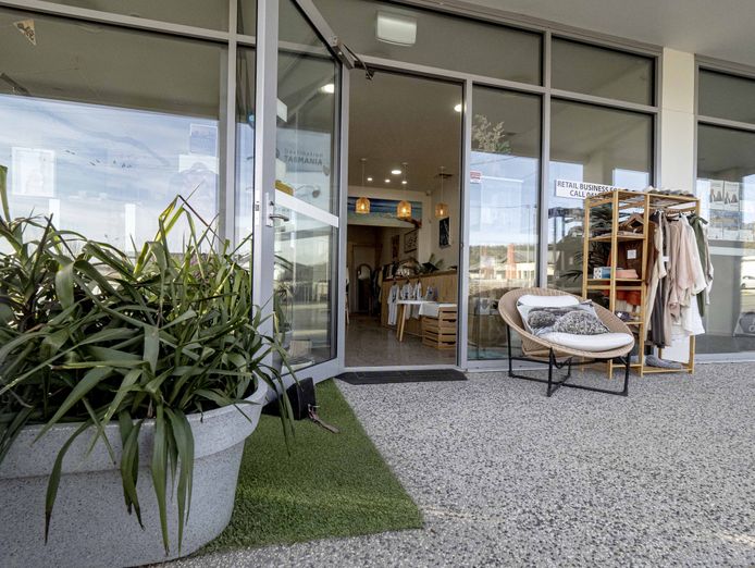 unique-tasmanian-giftware-retail-business-for-sale-bicheno-tas-5