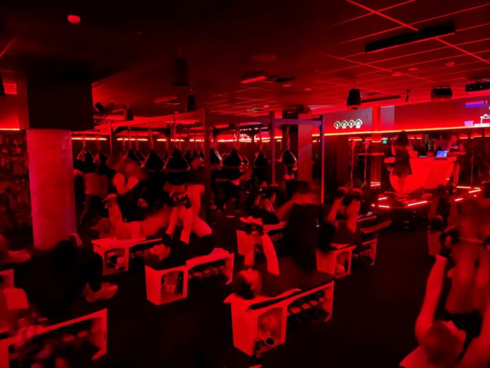 flagship-rumble-boxing-gym-st-leonards-195-000-wiwo-3
